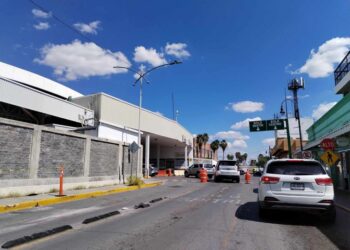 ARMAN CAOS Devuelven de EU a paisanos en Puente I