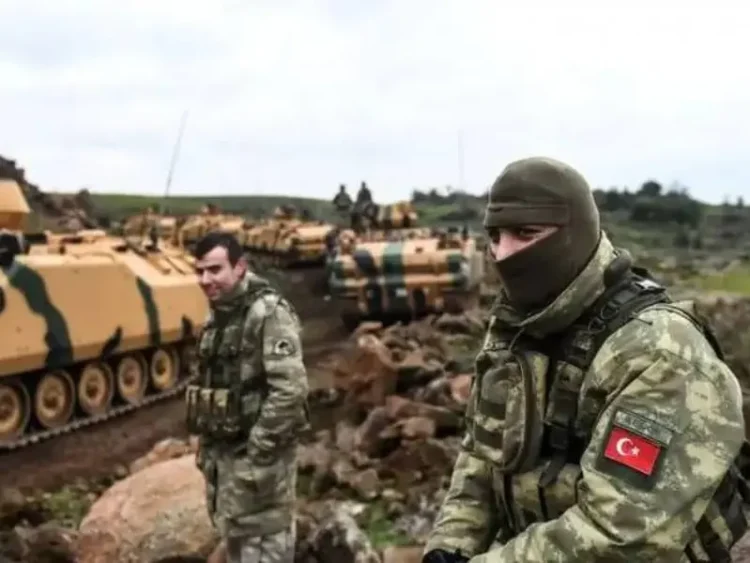 Turquía anuncia ofensiva militar contra milicia kurda YPG en Siria
