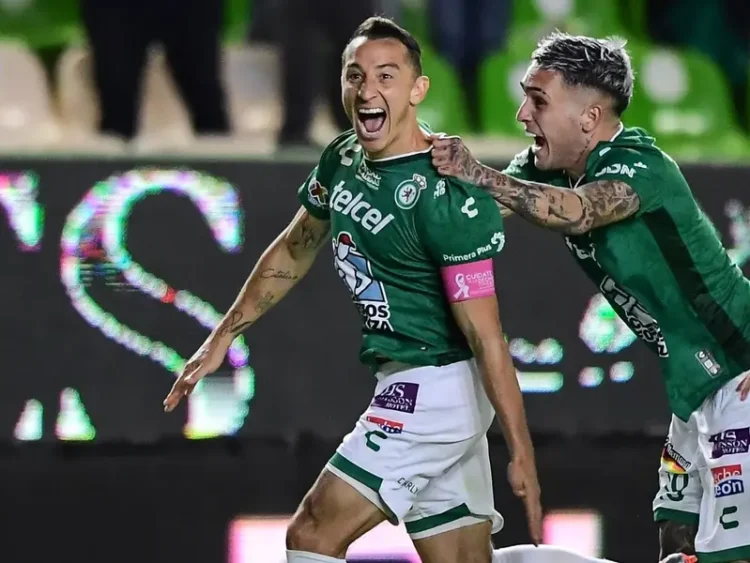 Andrés Guardado deja el retiro y jugará con León en el Clausura 2025