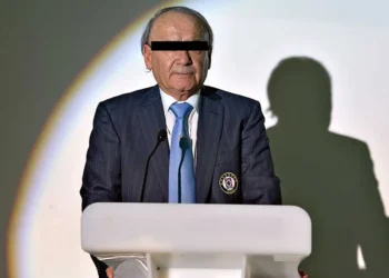 Detienen a expresidente de Cruz Azul