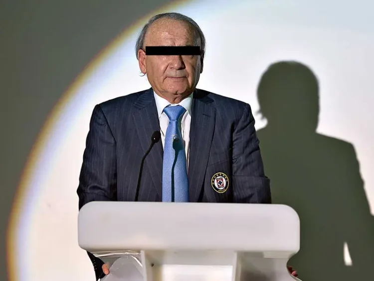 Detienen a expresidente de Cruz Azul