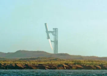 Explota nave Starship de SpaceX y causa caos aéreo sobre el Golfo de México