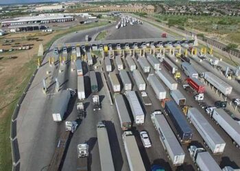 REORDENAMIENTO DE CARRILES Urge cambios en el Puente III
