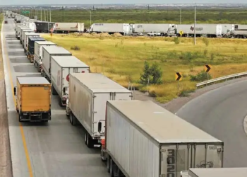 OPERACIONES EN RIESGO Aranceles de Trump amenazan transporte