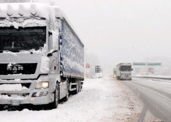 Onda gélida paraliza el 40% del transporte internacional