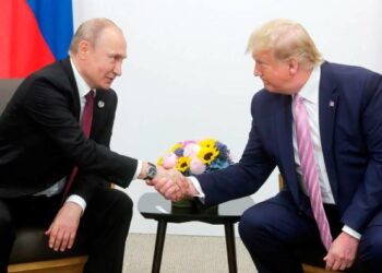 GUERRA EN UCRANIA Prepara Trump reunión con Putin