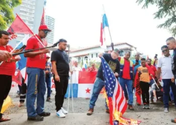 Tensiones entre Estados Unidos y China por el control del Canal de Panamá