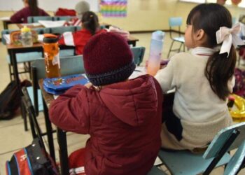 Ausentismo escolar se dispara por frío extremo en NLDO