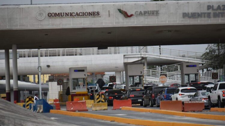 A MARCHAS FORZADAS Trabaja Aduana sin luz en Puente de Comercio