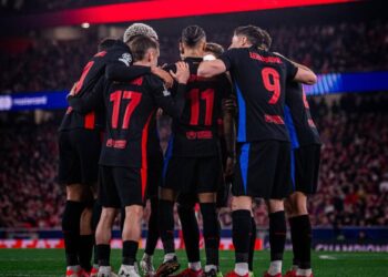 Barcelona logra remontada épica en el último minuto ante Benfica; Raphinha sella otra gran actuación