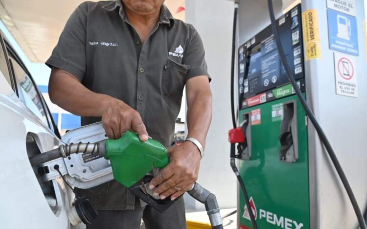 ENCARECE GASOLINA Sube 35 centavos en menos de 15 días