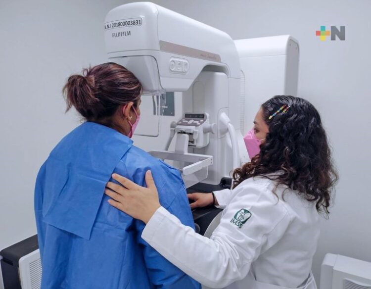 Refuerza IMSS mastografías en la lucha contra el cáncer