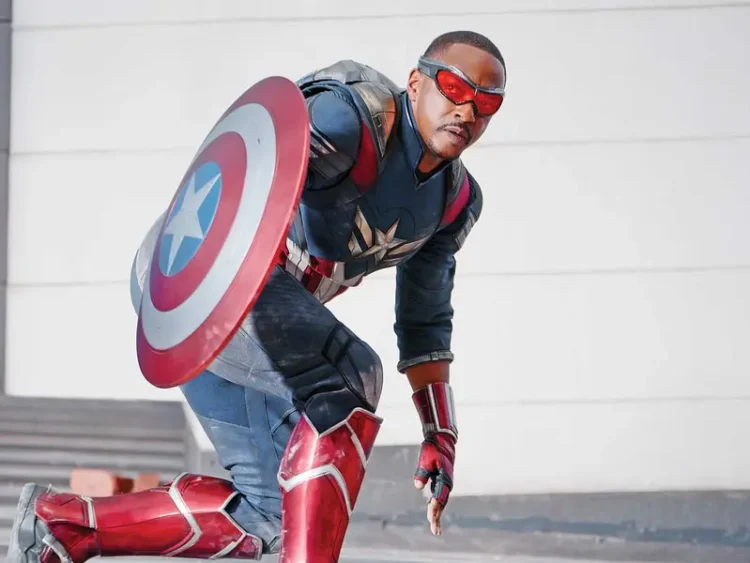 Anthony Mackie cumple su sueño como el nuevo Capitán América