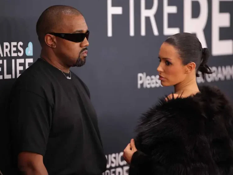 Kanye West y Bianca Censori ponen fin a su matrimonio tras escándalo en los Grammy