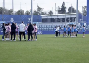 Apoyo total a Daniela Caracas tras polémica en el derbi