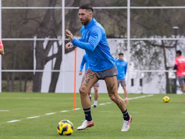 Sergio Ramos ya está registrado y podría debutar con Rayados ante San Luis