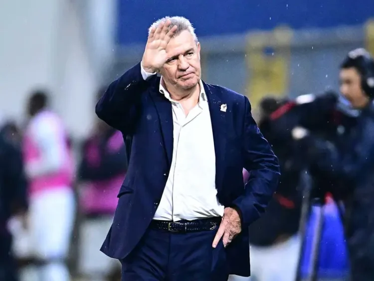 Javier Aguirre muestra solidaridad con migrantes mexicanos en medio de tensiones políticas