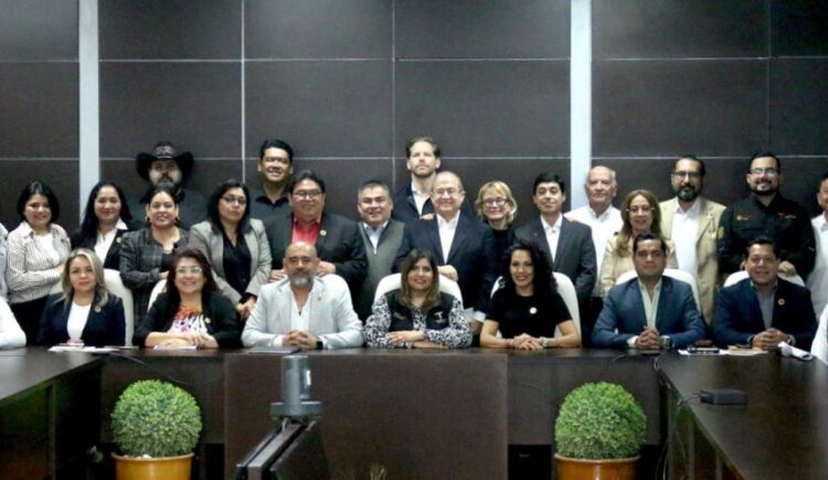 SEDUMA CON DIPUTADOS LOCALES Unen esfuerzos por un desarrollo urbano sostenible