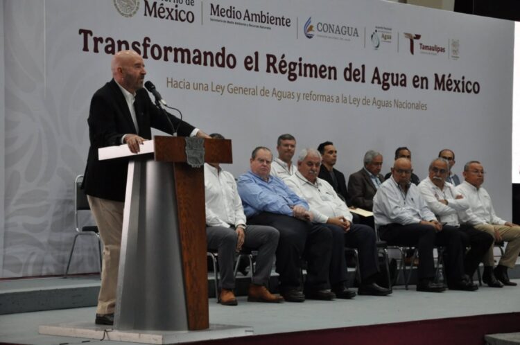 SECRETARIO DE RECURSOS HIDRÁULICOS Participa en foro de transformación del régimen del agua en México