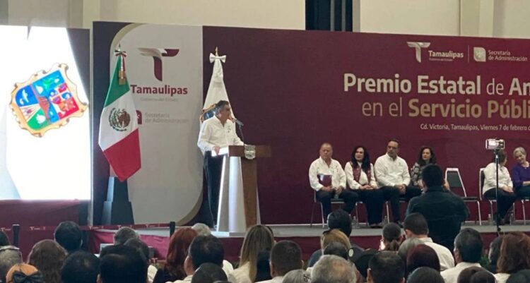 AMÉRICO VILLARREAL Resalta importancia del servicio público en desarrollo de Tamaulipas