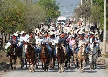 UAT fortalece lazos de fraternidad con Cabalgata de la Amistad 2025