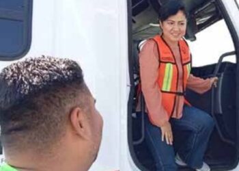 Mujeres ganan espacio en el transporte de carga