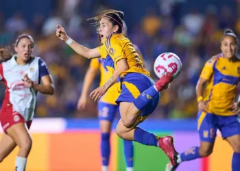 Jacqueline Ovalle bautiza su golazo: ‘El Camaroncín’ podría ser el mejor del año