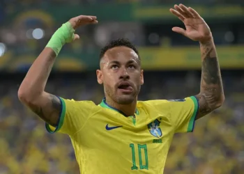 Neymar regresa a la selección de Brasil tras larga lesión