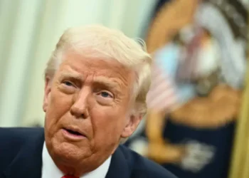 Trump también extiende pausa a los aranceles en productos de Canadá