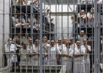 Venezuela acusa a EE.UU. de «crimen de lesa humanidad» por enviar migrantes a cárcel en El Salvador