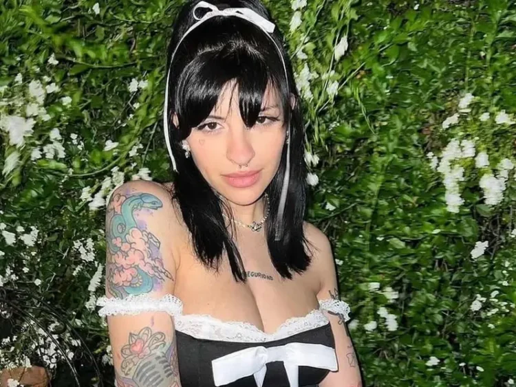 Acusan a Cazzu de destruir un matrimonio; fans la defienden en redes