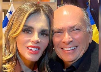 LA CAPTAN CON EL PAPÁ DE CHECO PÉREZ DE LA MANO ¿Lucía Méndez estrena amor?