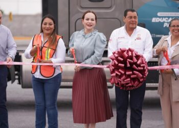 ALCALDESA CARMEN LILIA Impulsa la educación y el transporte con obra en CECATI