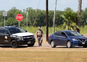 DEPTO. DE SEGURIDAD PÚBLICA DE TEXAS Intensifica control vial por vacaciones de primavera
