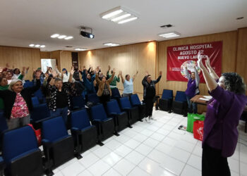 Imparte Lazo Rosa el taller de Fortalecimiento y Autoayuda
