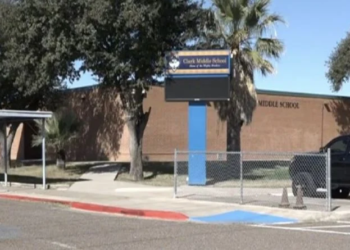 FALSO ATENTADO EN ESCUELA CLARK Investigan falsa amenaza de bomba