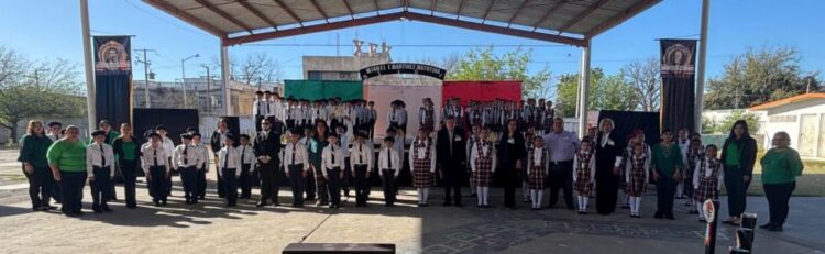 ZONA ESCOLAR 121 Realiza concurso interno de interpretación del Himno Nacional