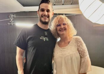 Gala Montes lanza indirecta a su mamá por entrevista