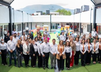 Entrega recto Anaya moderna guardería CENDI UAT-IMSS