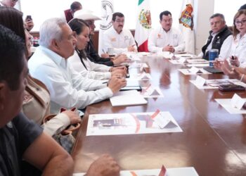 Presenta UAT diplomado y maestría en el área de derecho municipal