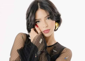 PESE A ESCÁNDALOS ÁNGELA AGUILAR Es reconocida entre las 50 mejores cantantes latinas