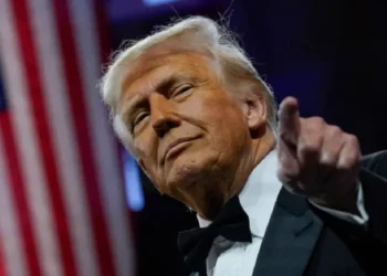 Trump amenaza a Irán con intervención militar si no acepta acuerdo nuclear