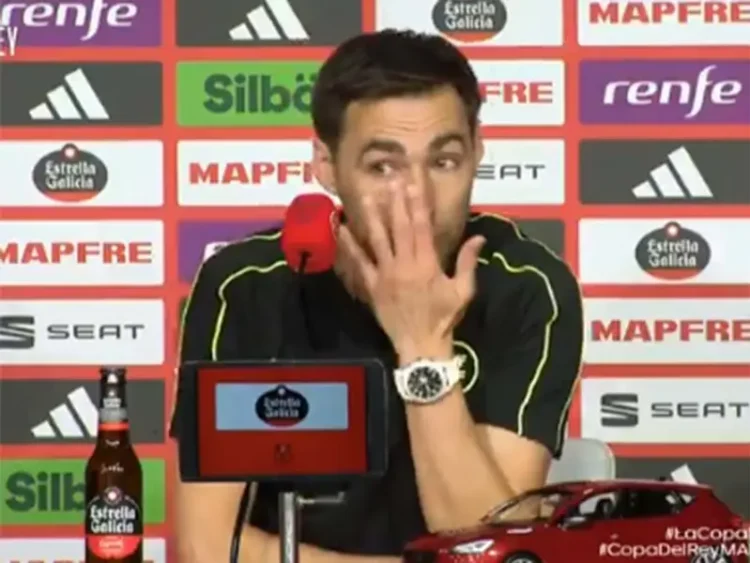 “Nos están rompiendo”: el árbitro de la final rompe en llanto por los videos del Real Madrid