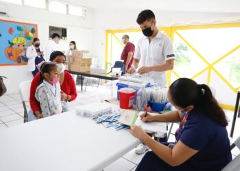 Lleva Gobierno atención médica directa a trabajadores