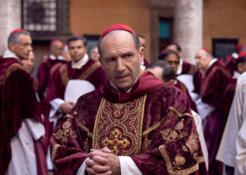 TRAS LA MUERTE DEL PAPA FRANCISCO ‘Cónclave’ dispara su audiencia más de 200%