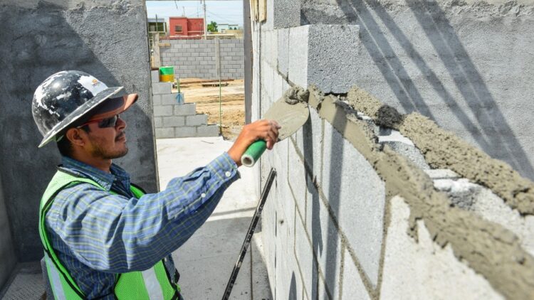 Incrementan solicitudes de permisos de construcción