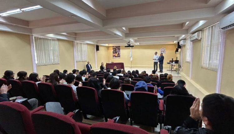 CBTIS 137 Brinda a estudiantes la conferencia ‘Blindaje Laboral’; fortalece formación