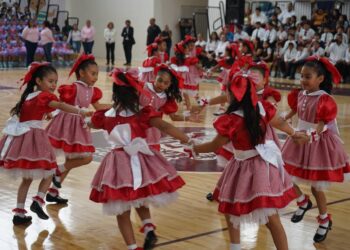 Nuevo Laredo preserva sus tradiciones con concurso infantil