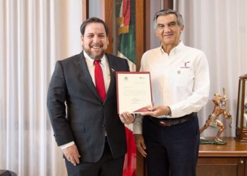 AMÉRICO VILLARREAL Designa a Miguel Ángel Valdez García Secretario de Educación