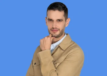 ADRIÁN MARCELO Tomará curso anti violencia